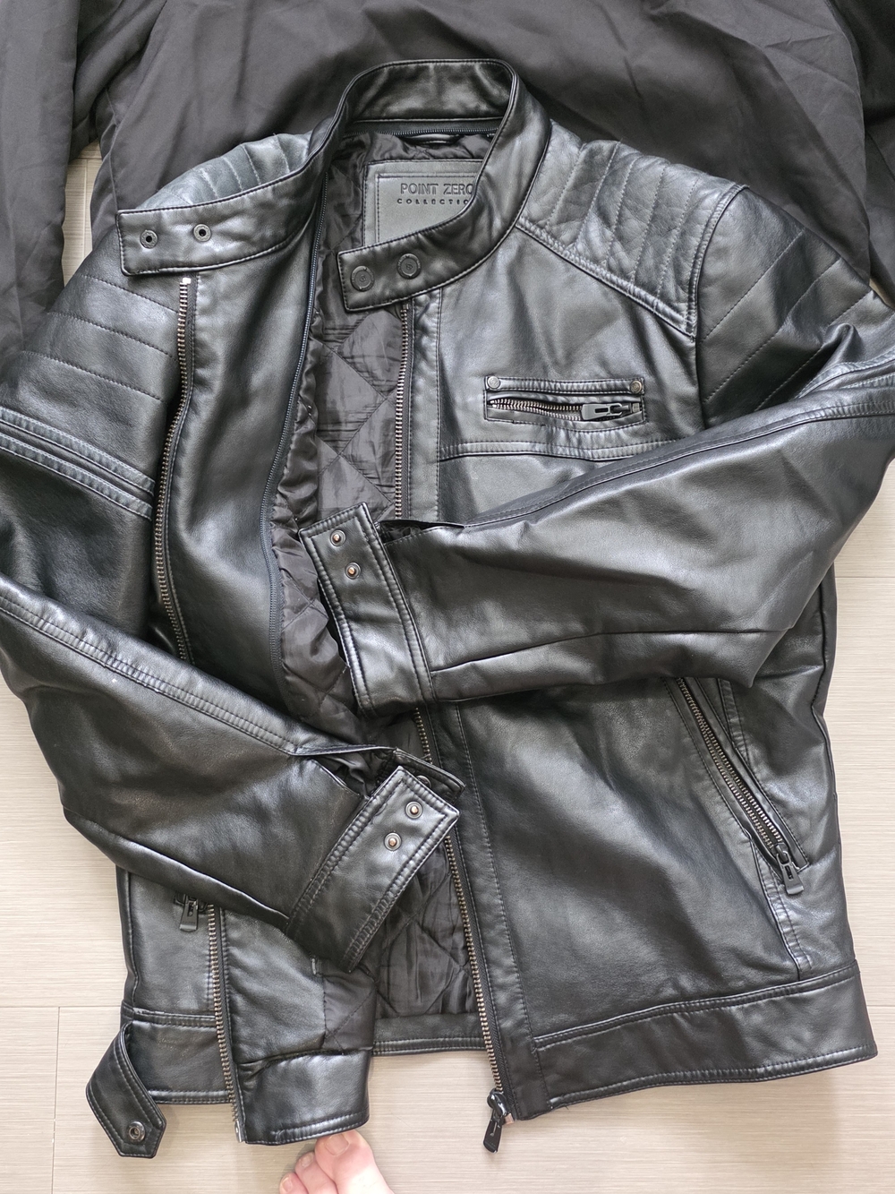Point Zero Men's Black Leather Motorcycle Jacket Medium